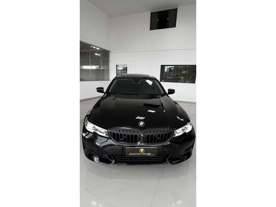 BMW 330i 2.0 16V TURBO GASOLINA SPORT AUTOMÁTICO
